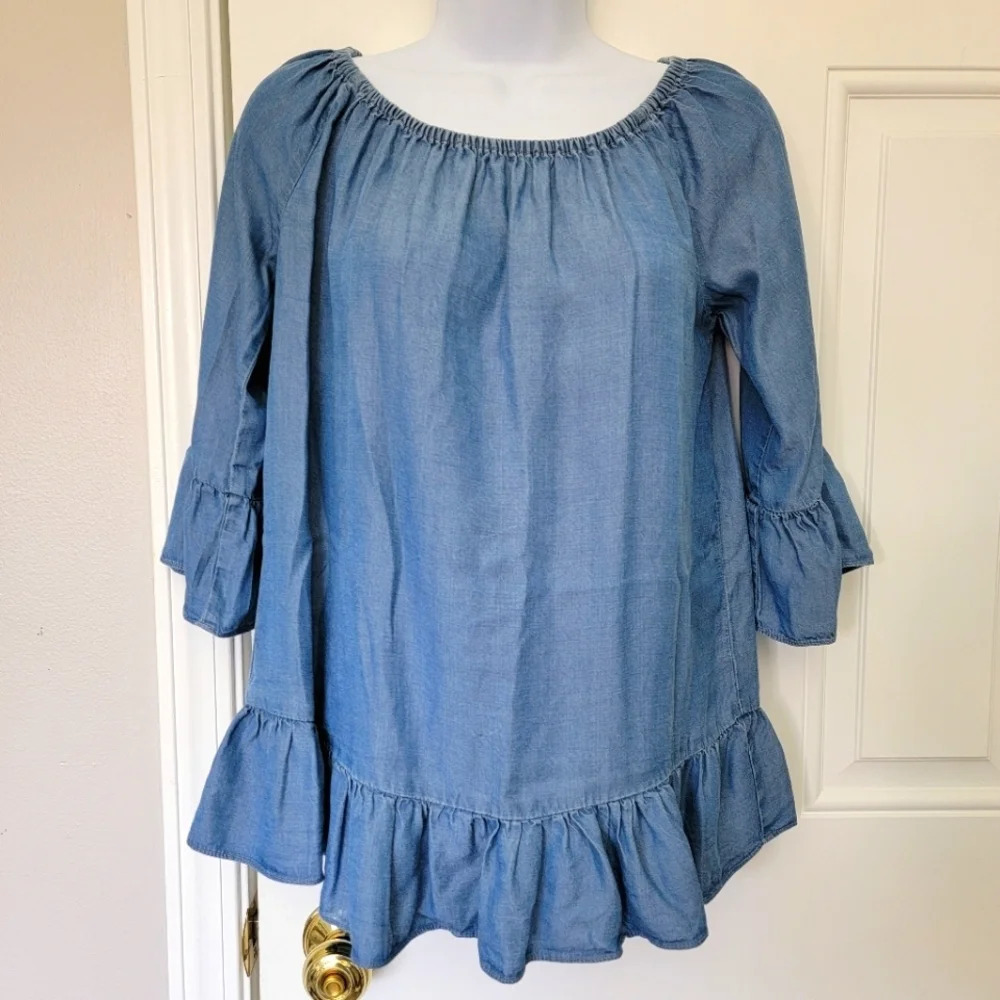 Massini Womens Denim Look Ruffled Hem Top 3/4 Sleeves Lightweight Blue Size S